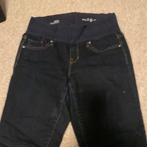 Gap maternity jeans. The comfy best!